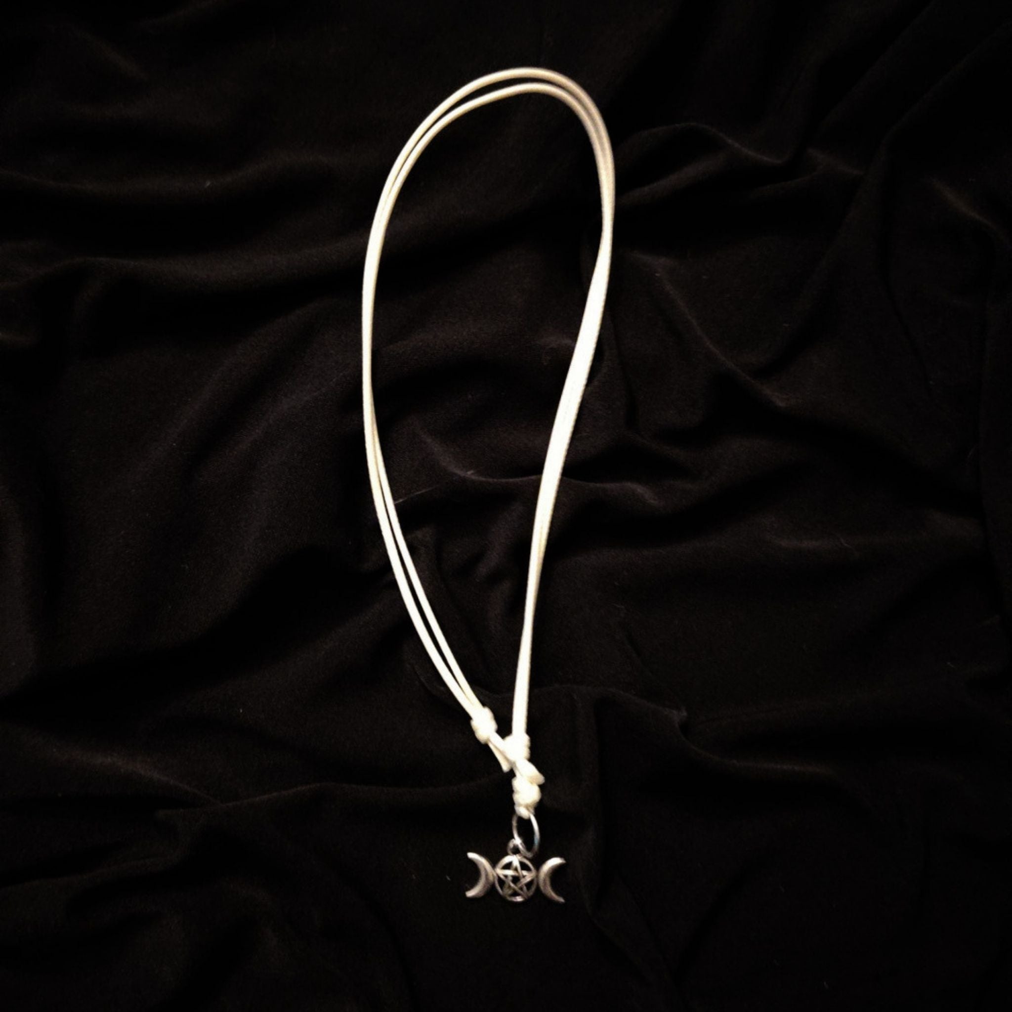 Tripple Moon Pentacle Necklace