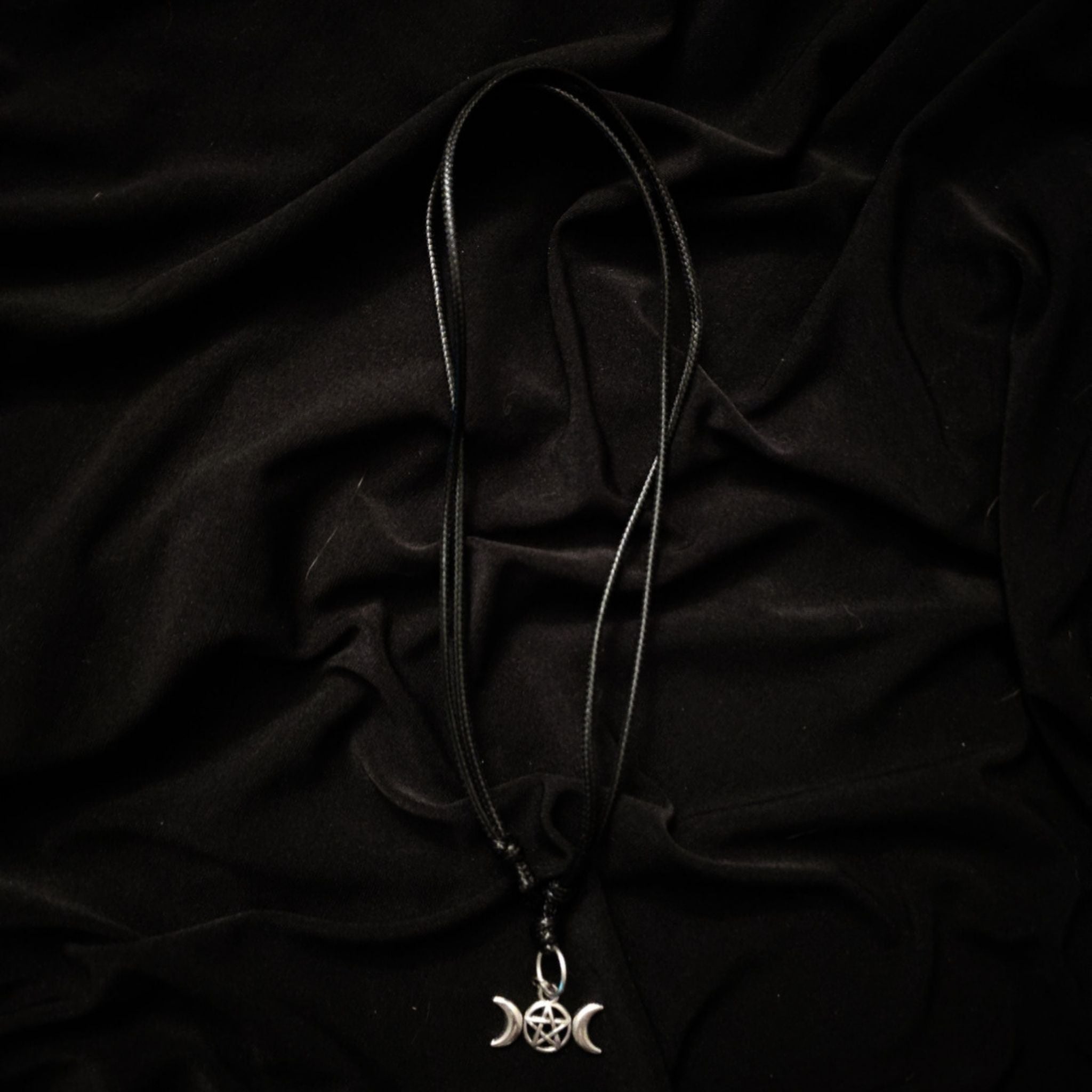 Tripple Moon Pentacle Necklace