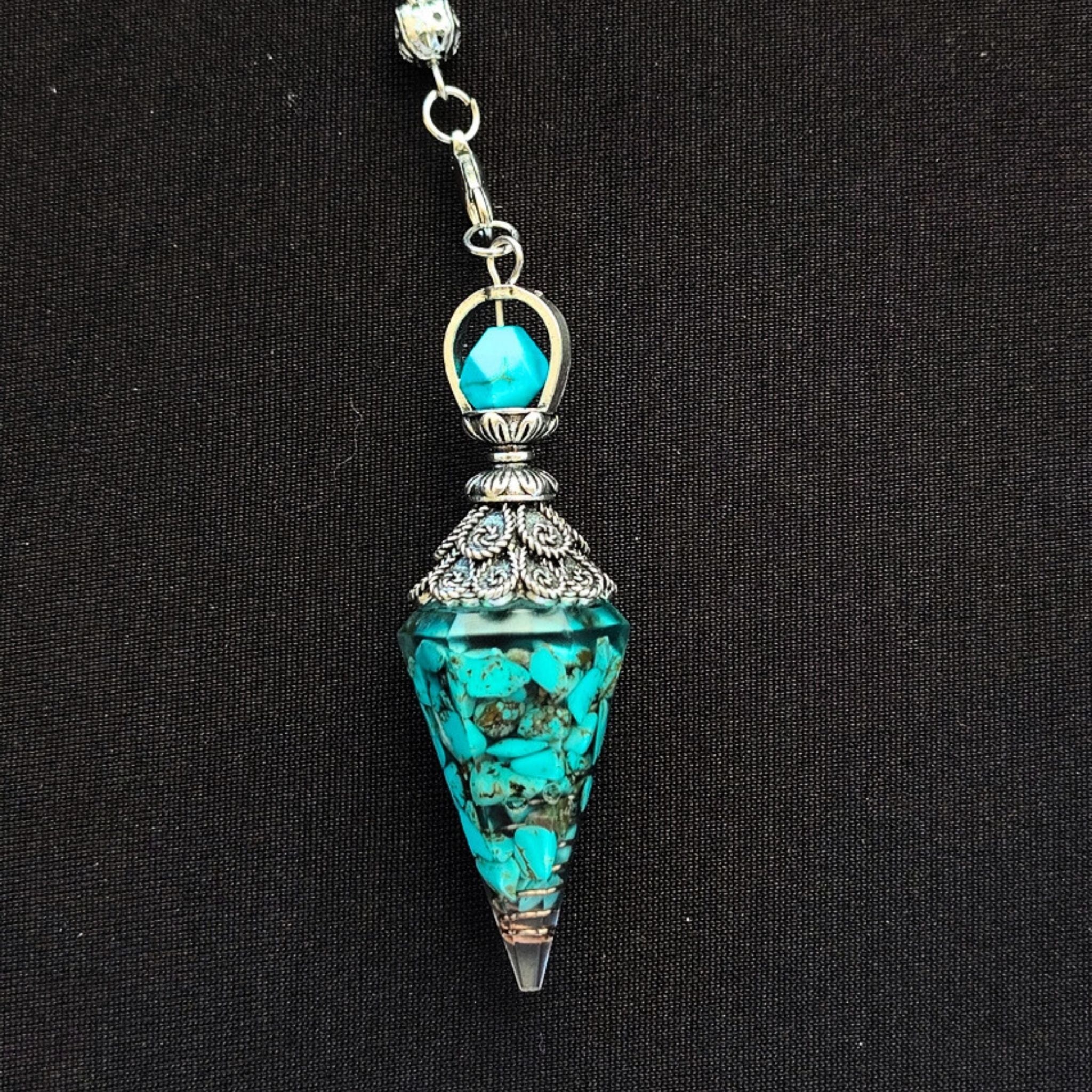 Crystal Pendulum's