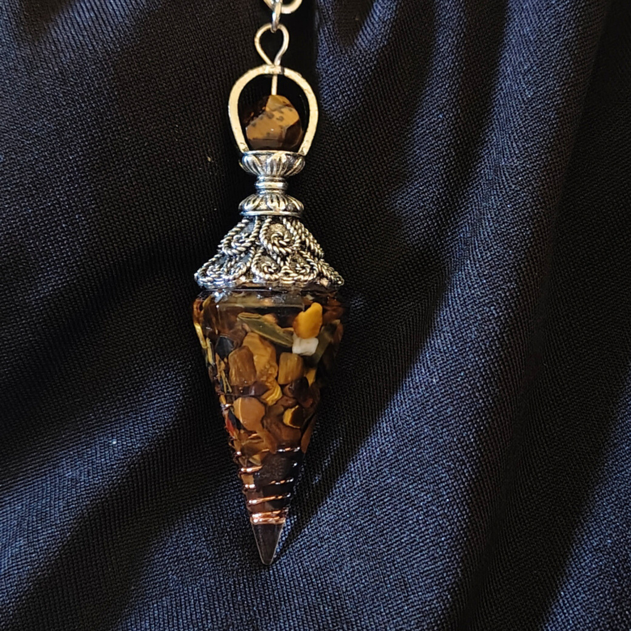 Crystal Pendulum's
