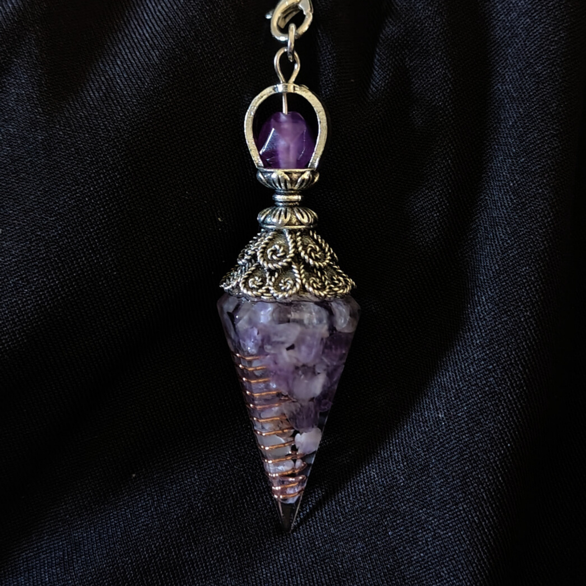 Crystal Pendulum's